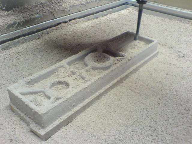 CNC fräsen einer negativ 3d Sandform CNC fräsen einer negativ 3d Sandform