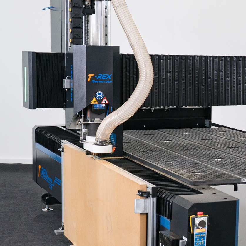 cnc-portalfräsmaschine-t-rex-03 CNC-Portalfraesmaschine T-Rex-Servo mit