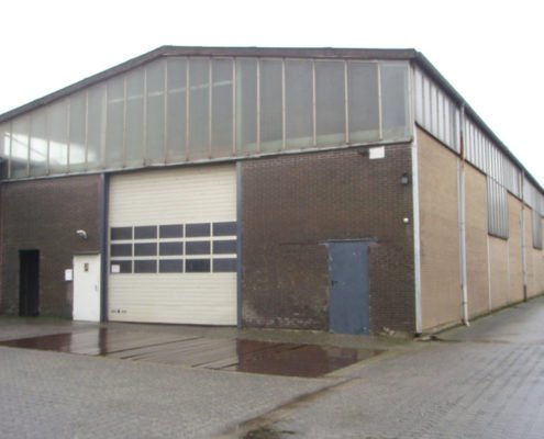 Die zweite CNC Maschinen Produktionsstätte musste wesentlich größer sein